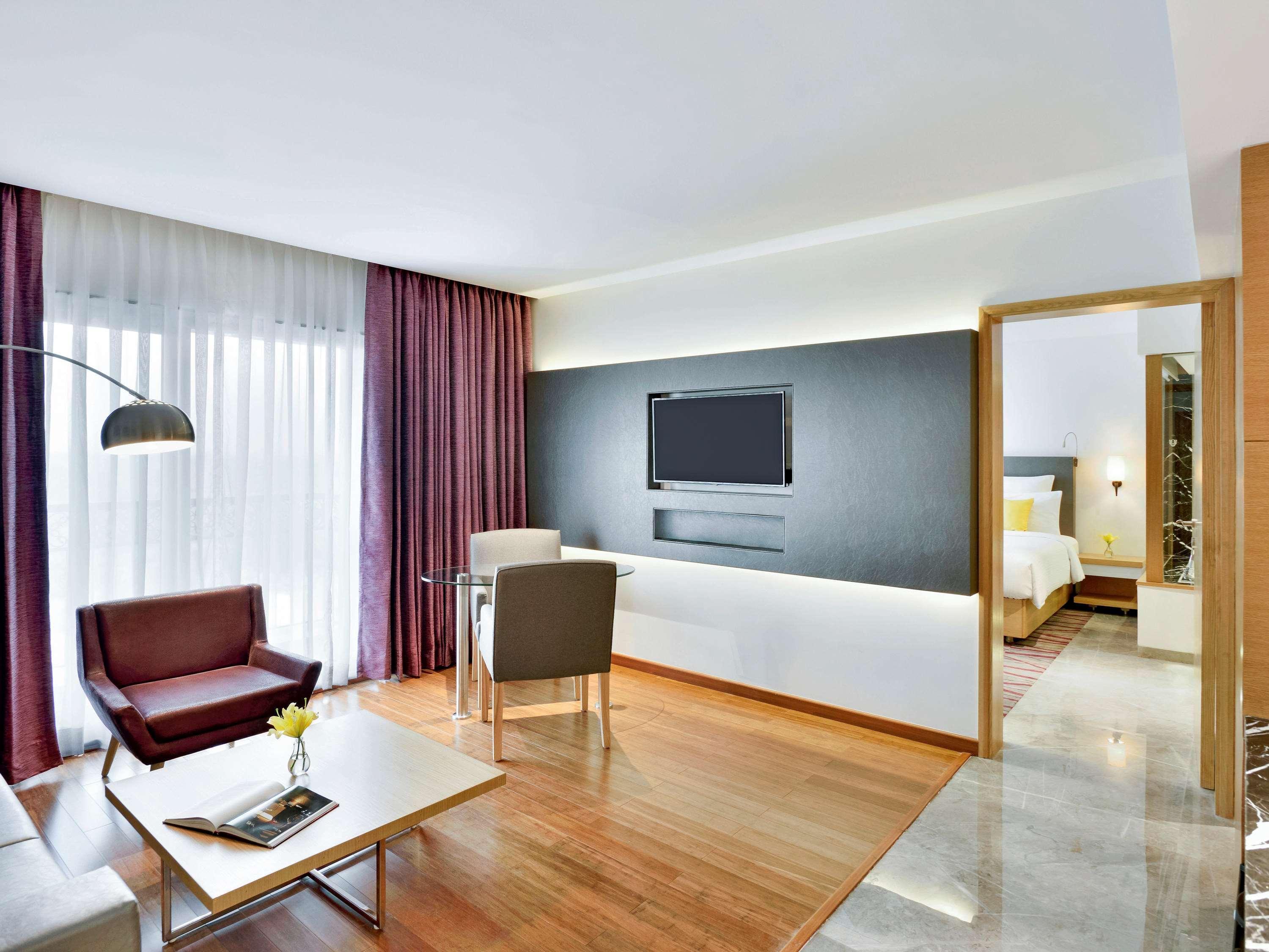Novotel Imagicaa Кгополі Екстер'єр фото