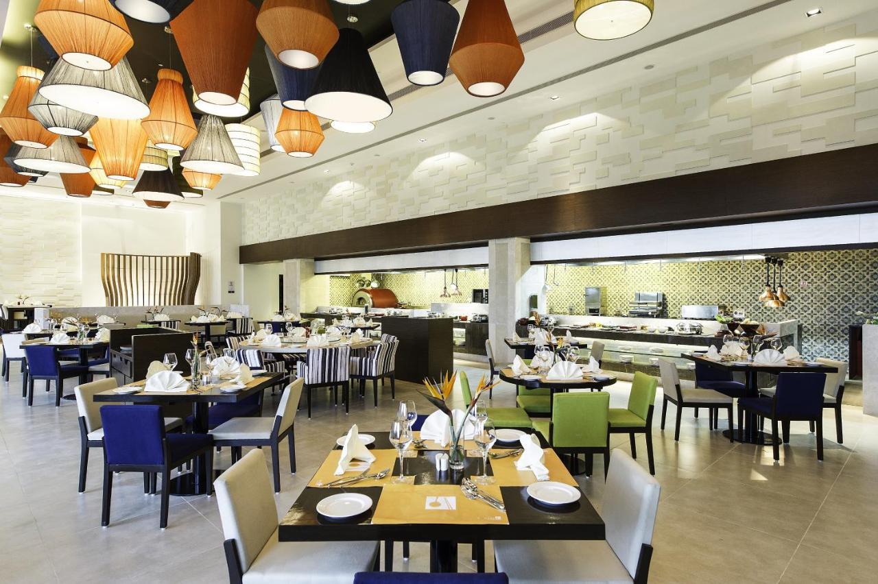 Novotel Imagicaa Кгополі Екстер'єр фото